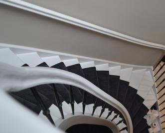 Draaitrap met loper in Eerbeek